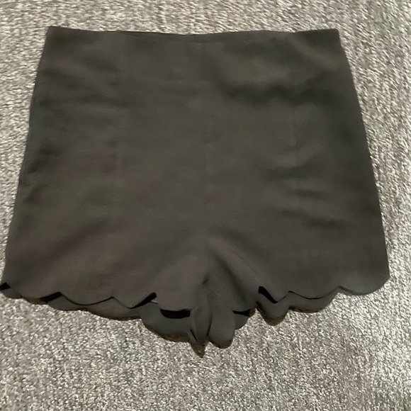 Lush Black Shorts size small - Picture 2 of 4